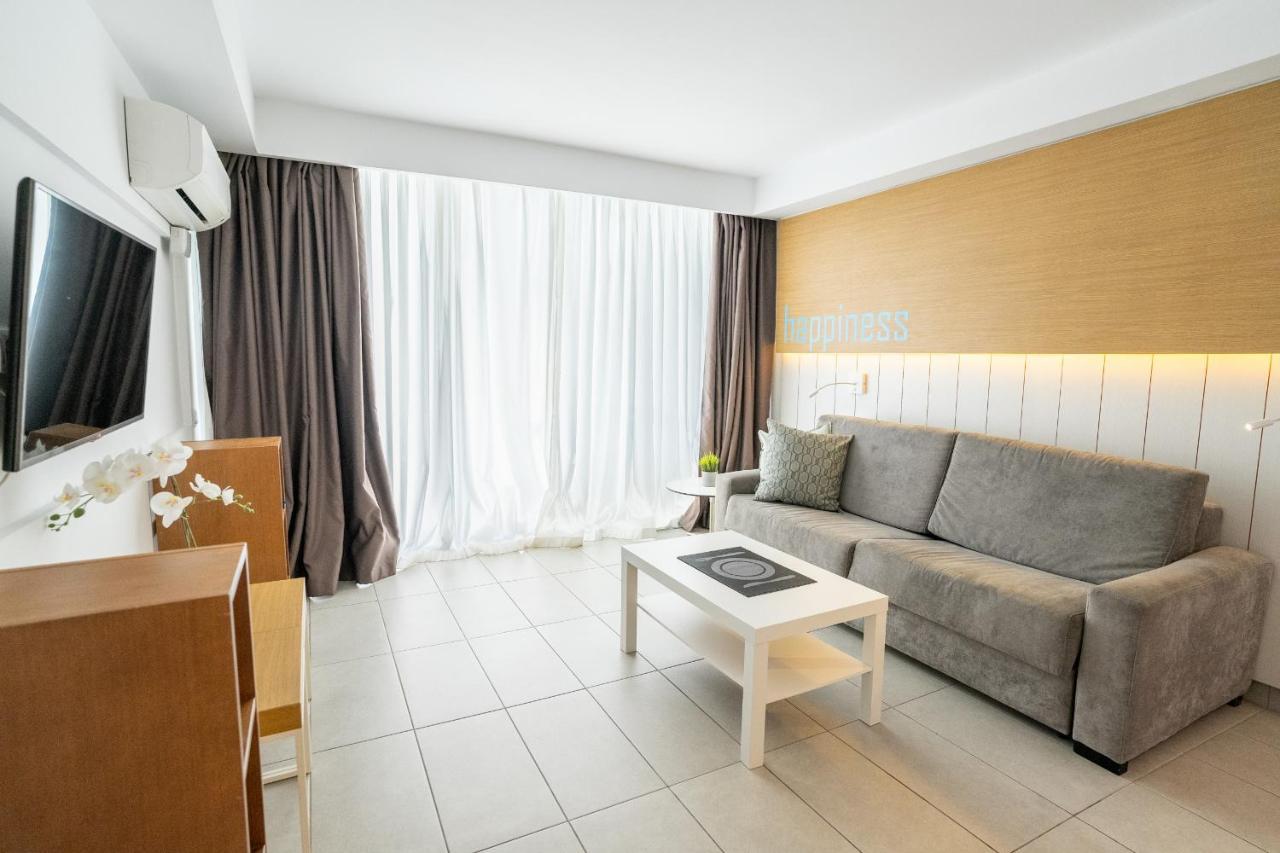 Apartamentos Vacacionales Broncemar San Bartolomé Exterior photo